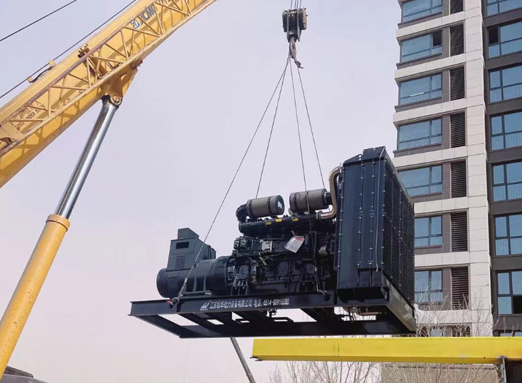 內(nèi)蒙古通遼市誠(chéng)達(dá)林語(yǔ)江南C區(qū)上柴1000KW送貨安裝完畢